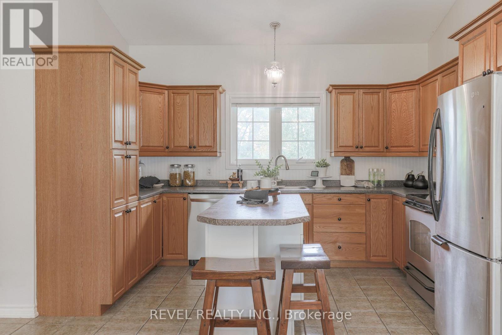 9 Grills Road, Kawartha Lakes, Ontario  K0M 2C0 - Photo 13 - X12102553