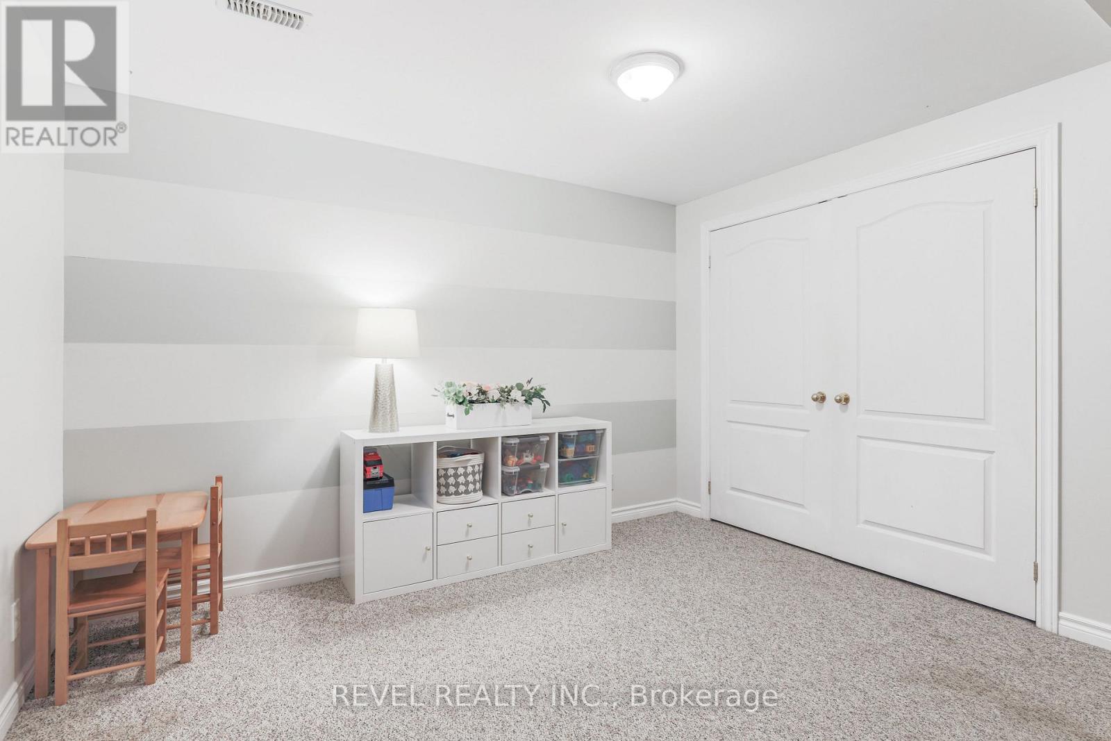 9 Grills Road, Kawartha Lakes, Ontario  K0M 2C0 - Photo 32 - X12102553