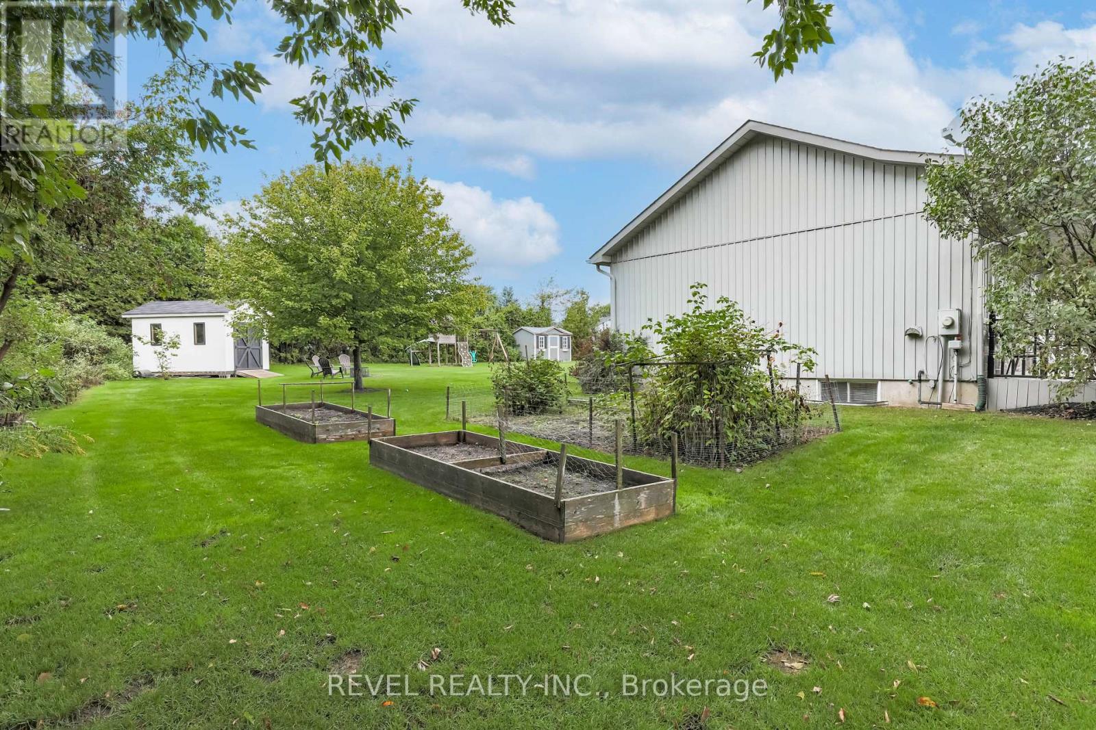 9 Grills Road, Kawartha Lakes, Ontario  K0M 2C0 - Photo 38 - X12102553