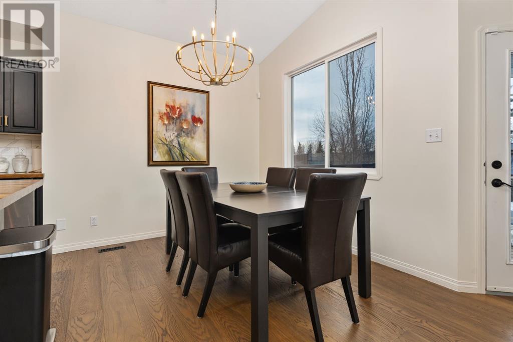 5812 28 Avenue, Camrose, Alberta  T4V 1P8 - Photo 7 - A2197856