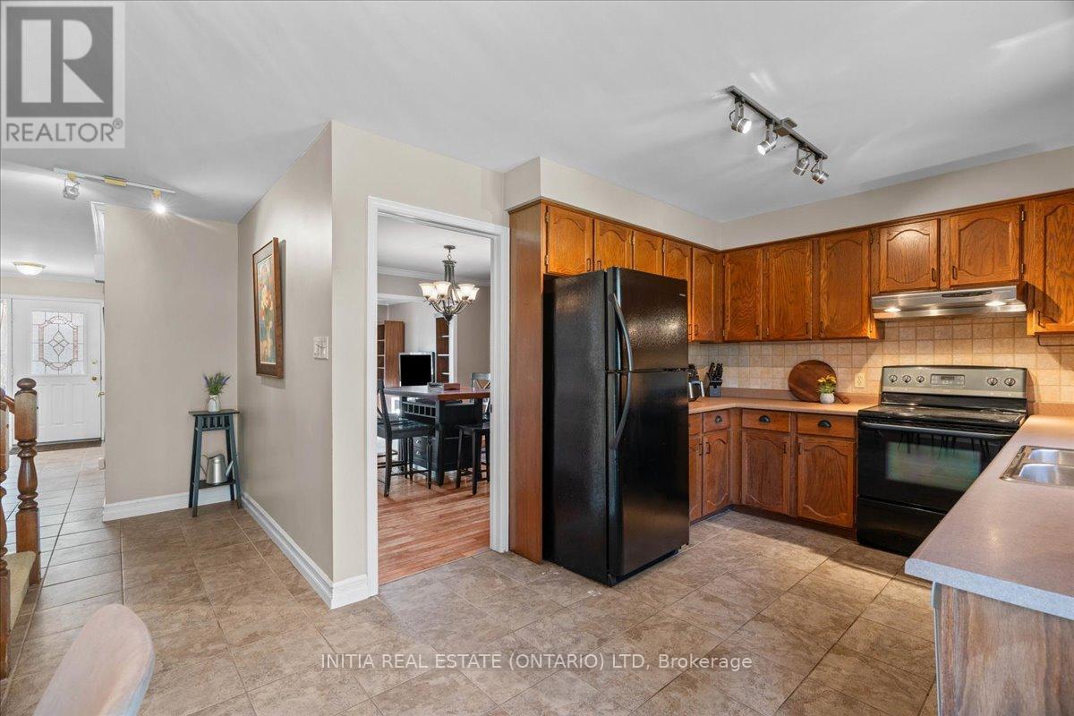 Photo 13 of 49 for 75 Westridge Place