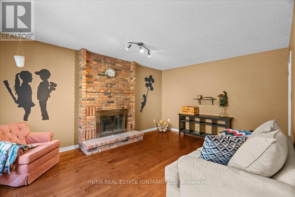 Photo 18 of 49 for 75 Westridge Place