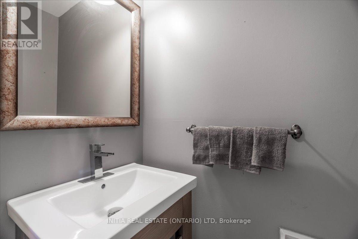 Photo 20 of 49 for 75 Westridge Place