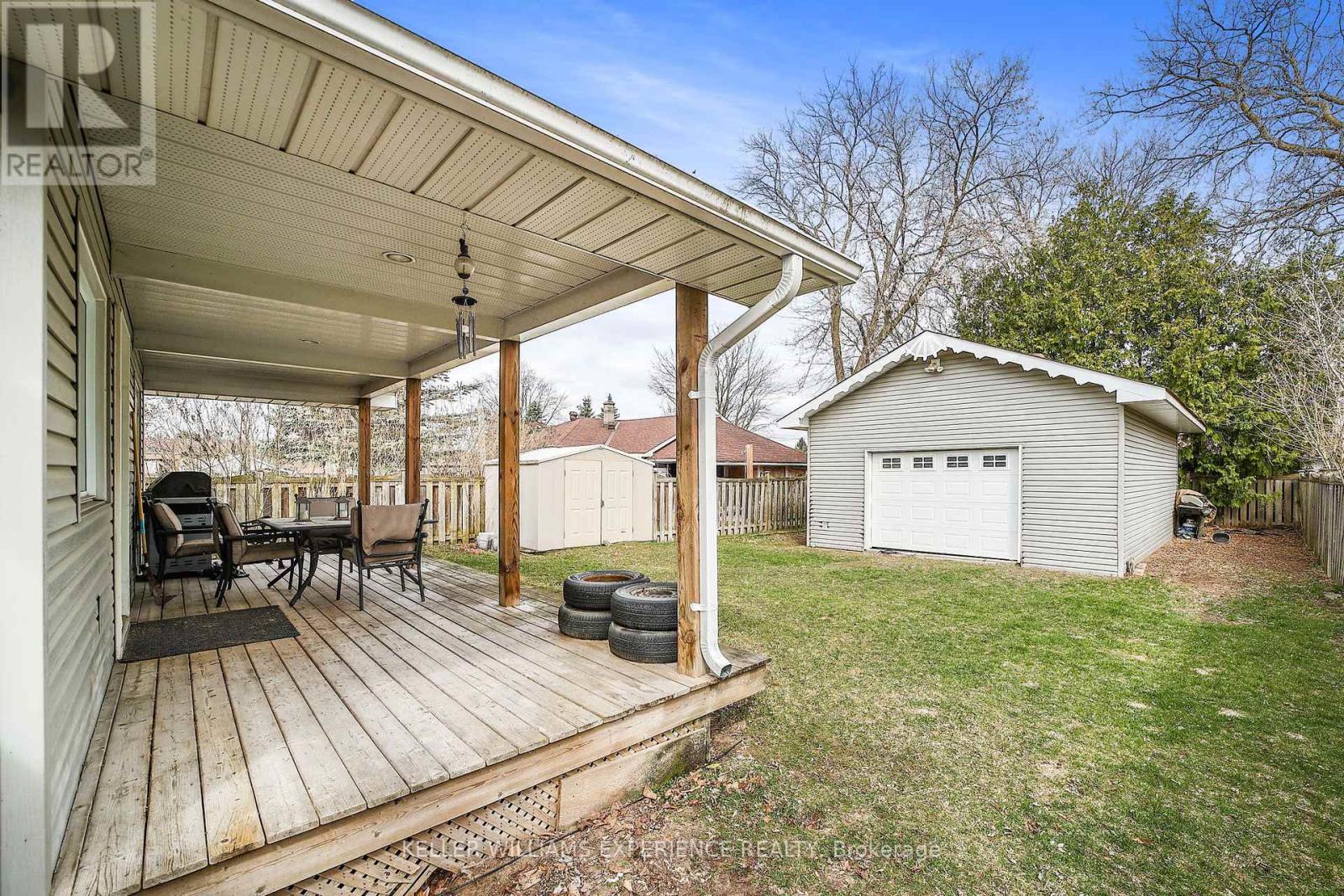 107 Sydenham Street, Essa (Angus), Ontario  L0M 1B0 - Photo 23 - N12002083