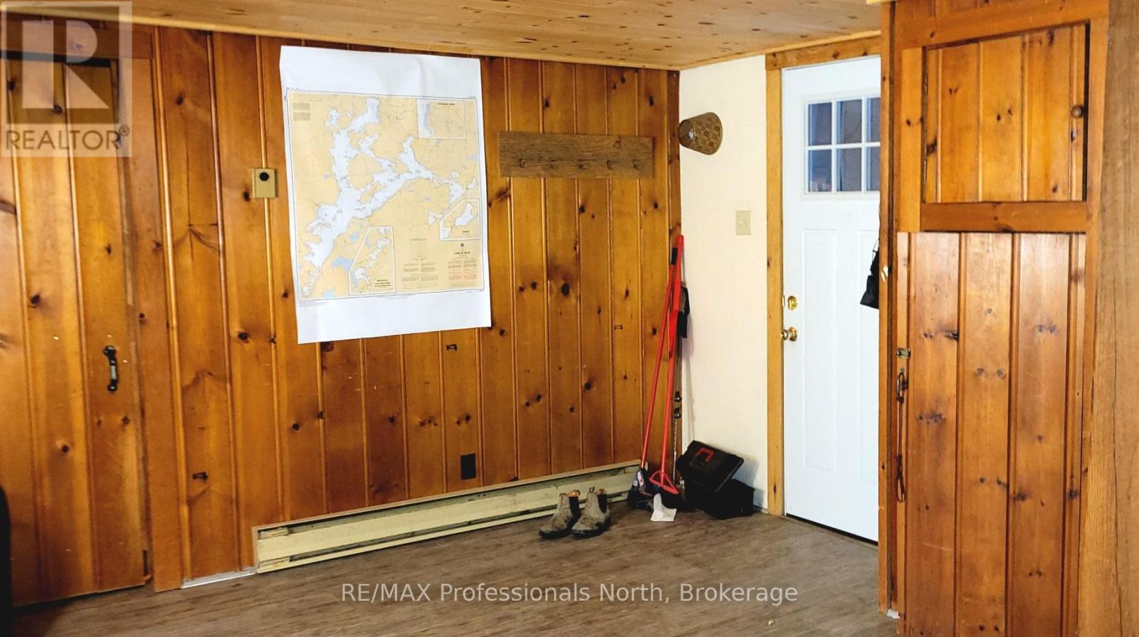 2007 Brunel Road, Huntsville, Ontario  P1H 2J3 - Photo 3 - X11964818