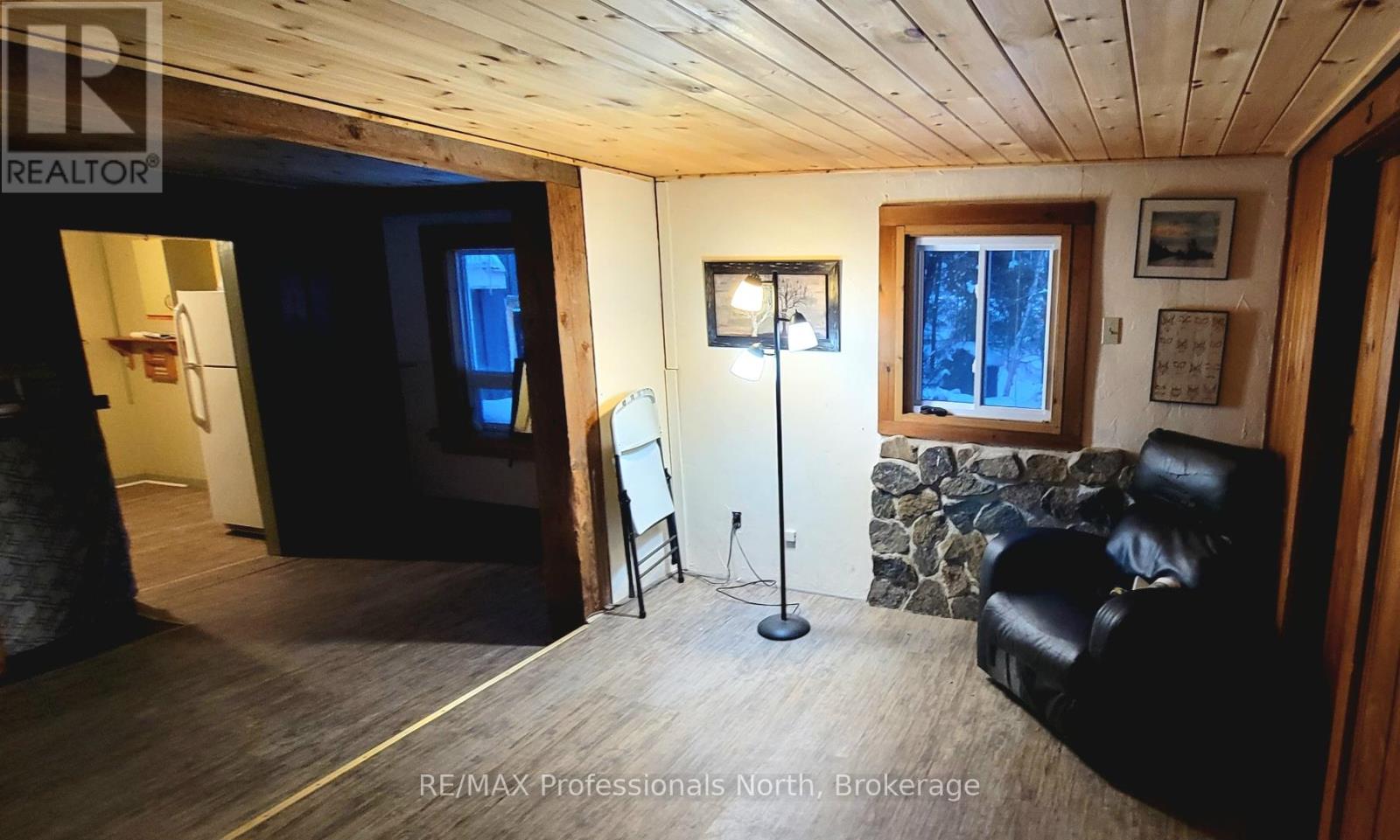 2007 Brunel Road, Huntsville, Ontario  P1H 2J3 - Photo 5 - X11964818