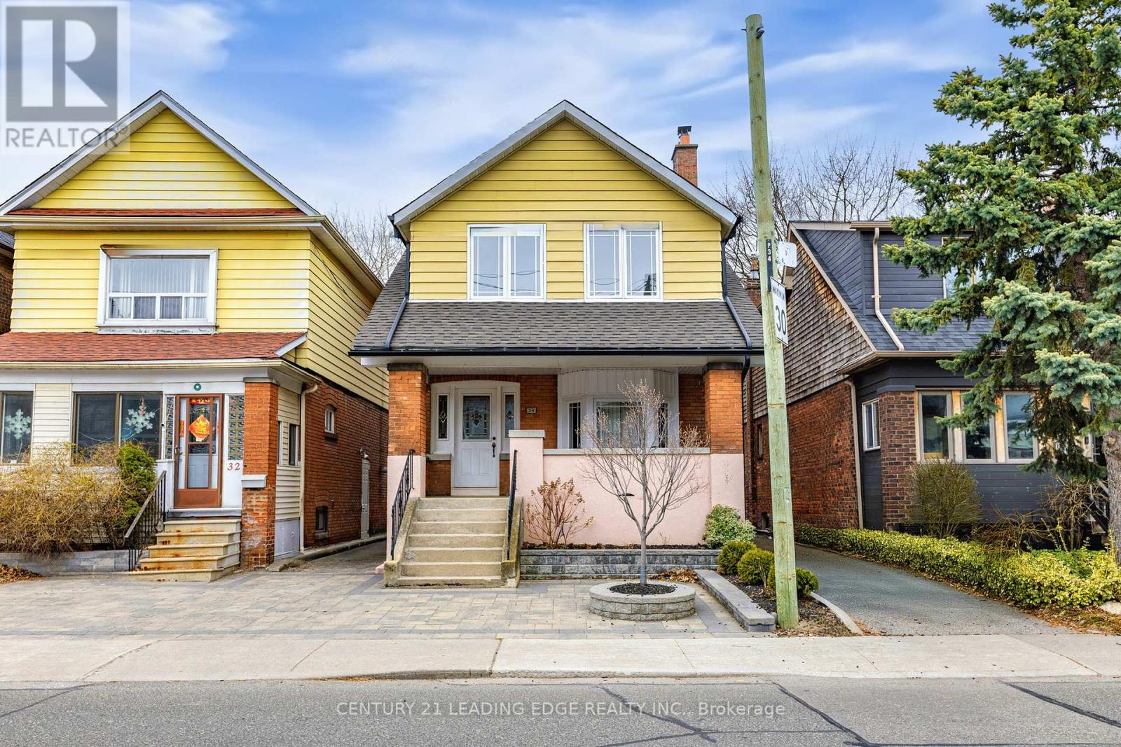 Property at 34 CHISHOLM AVENUE image 2