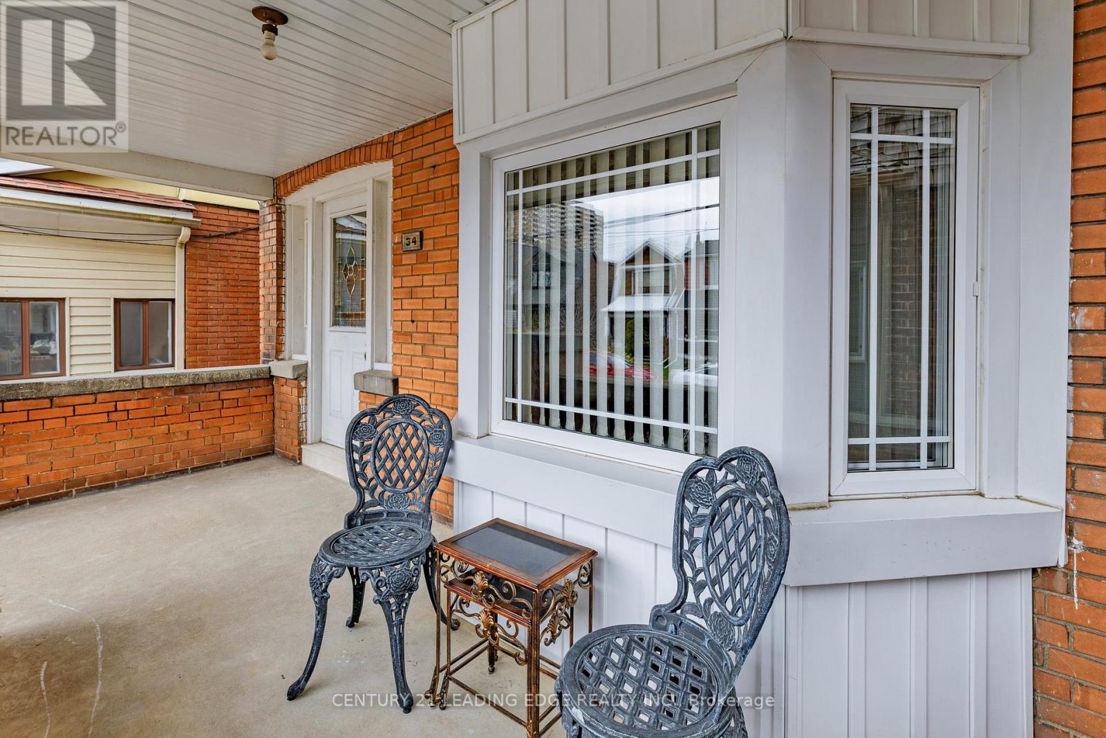 Property at 34 CHISHOLM AVENUE image 4