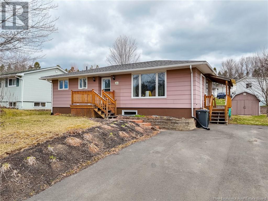 Property at 32 Haines Crescent image 1