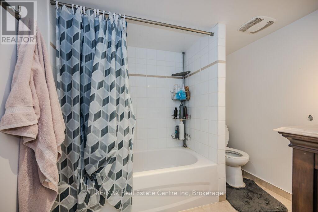 113 Elizabeth Street, Guelph, Ontario  N1E 2X4 - Photo 14 - X12102480