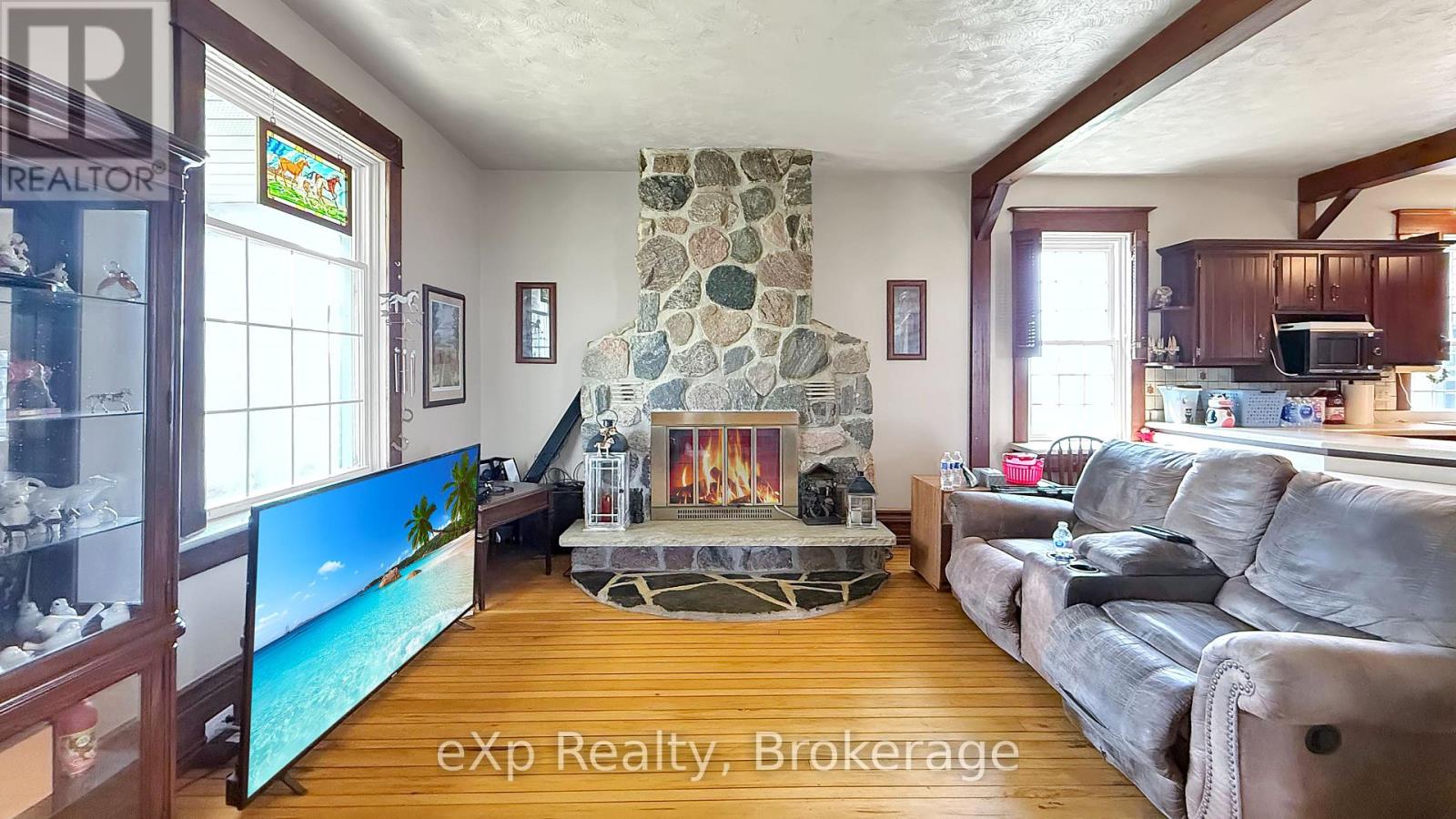 402191 Grey Road 4, West Grey, Ontario  N4N 3B8 - Photo 8 - X12102526