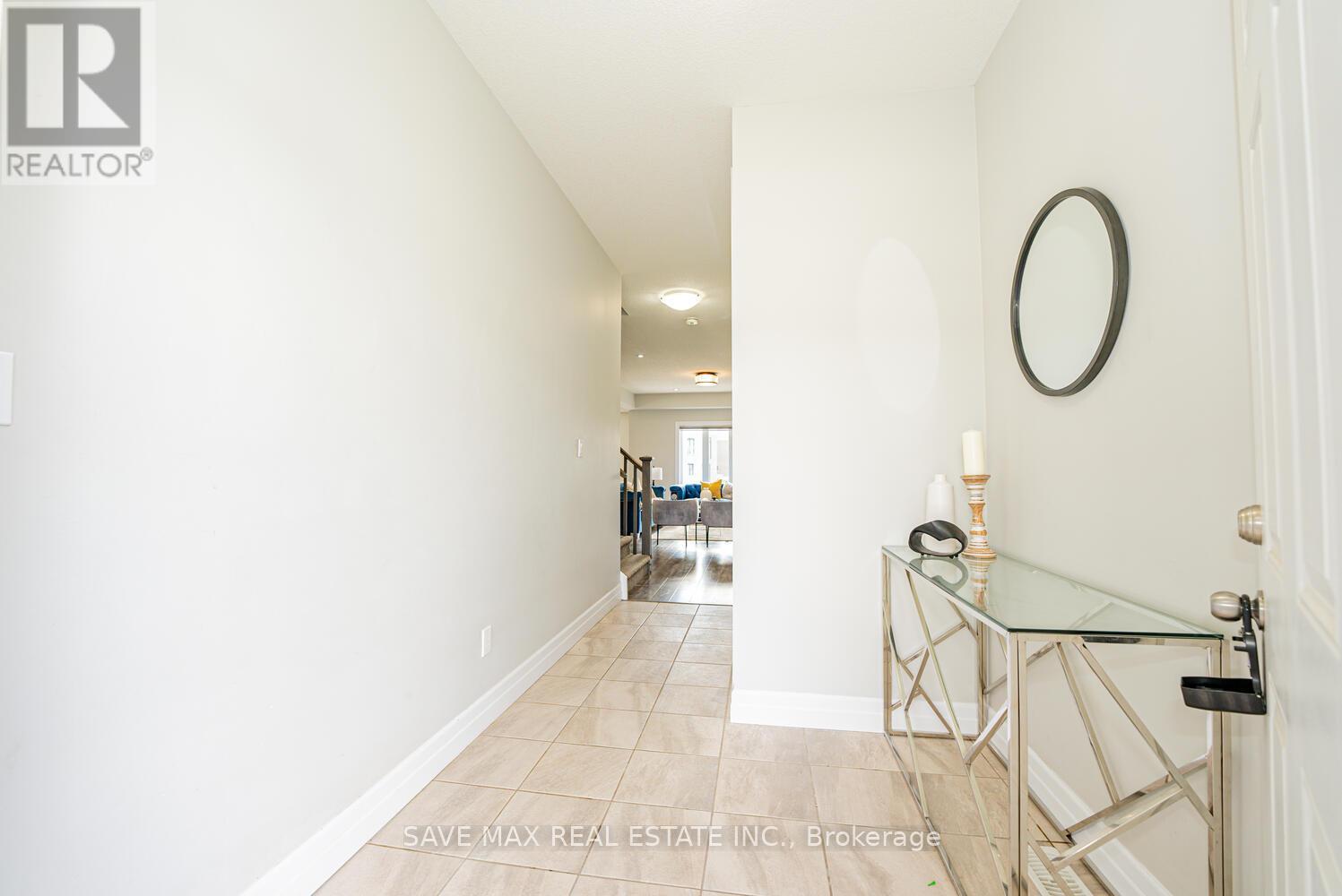 Photo 4 of 43 for 3251 Turner Crescent