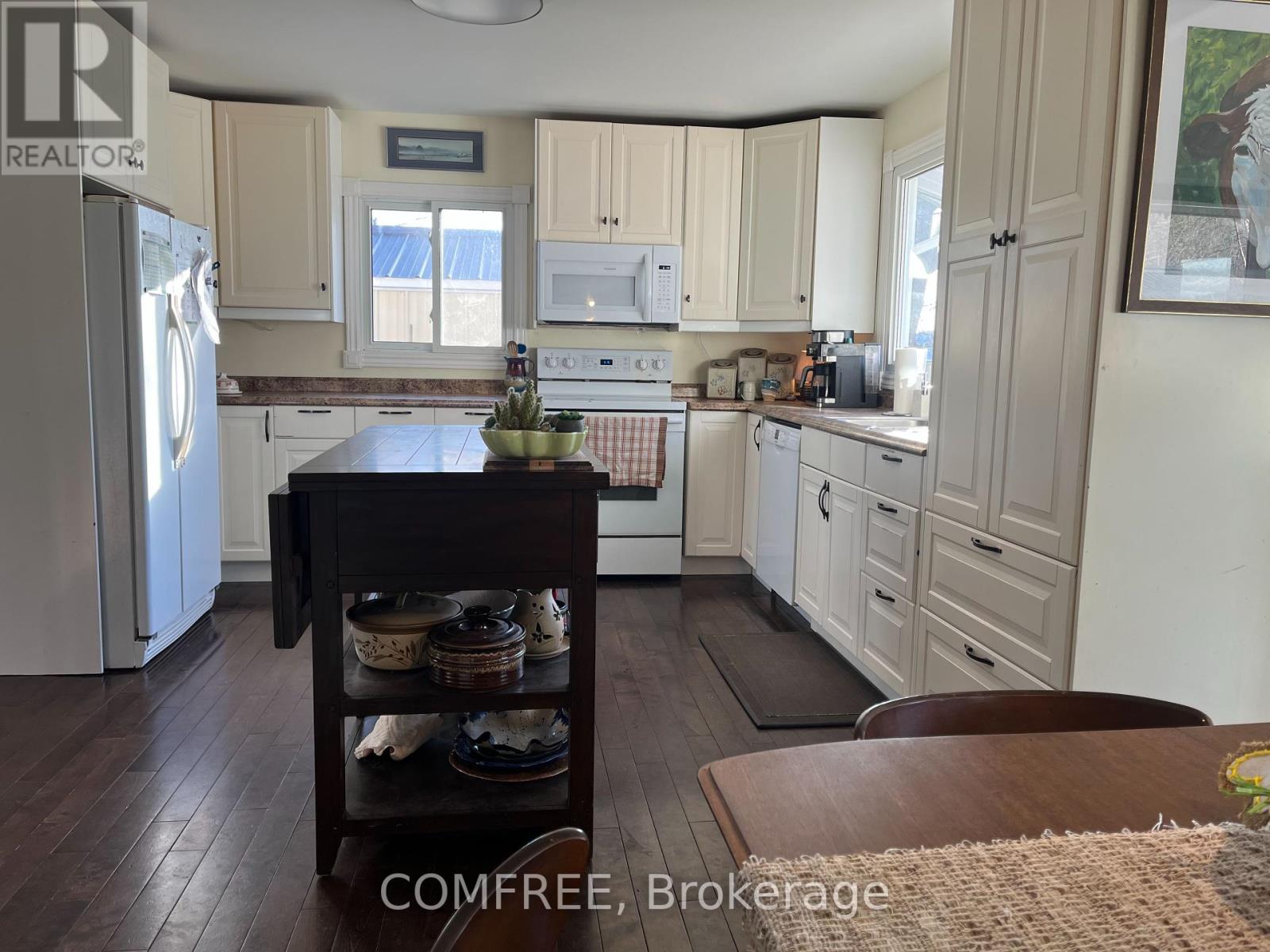 42 Rebecca Lane, Westport, Ontario  K0G 1X0 - Photo 10 - X12102283