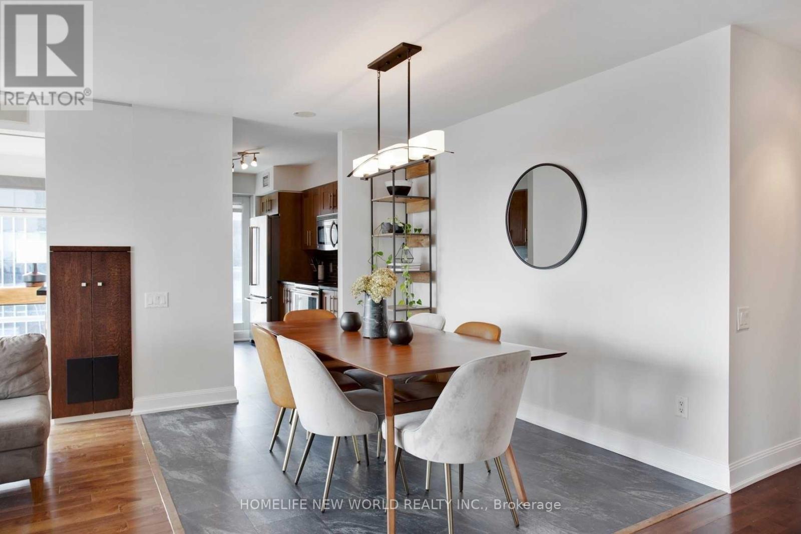 2105 - 2181 Yonge Street, Toronto, Ontario  M4S 3H7 - Photo 11 - C12102395