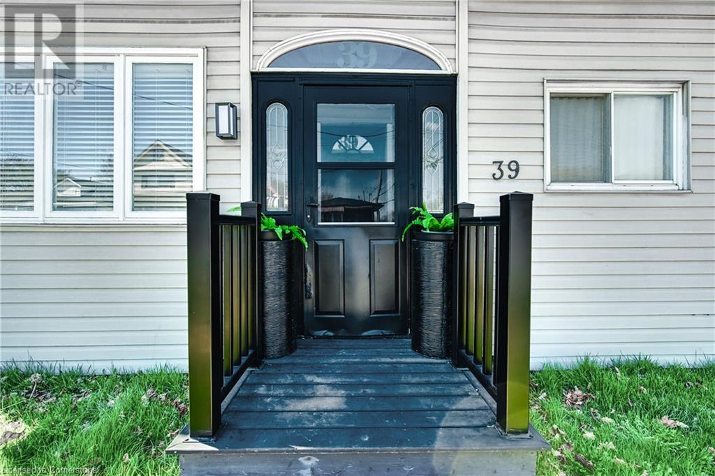 39 Division Street, Hamilton, Ontario  L8H 4Z7 - Photo 5 - 40720435