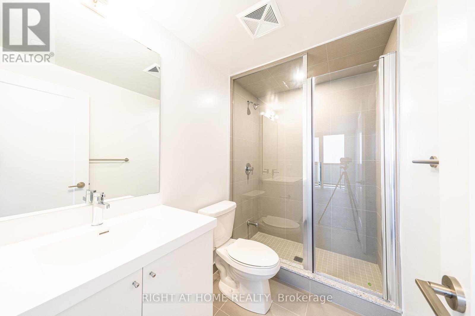 2015 - 2550 Simcoe Street N, Oshawa, Ontario  L1L 0R5 - Photo 22 - E12102509