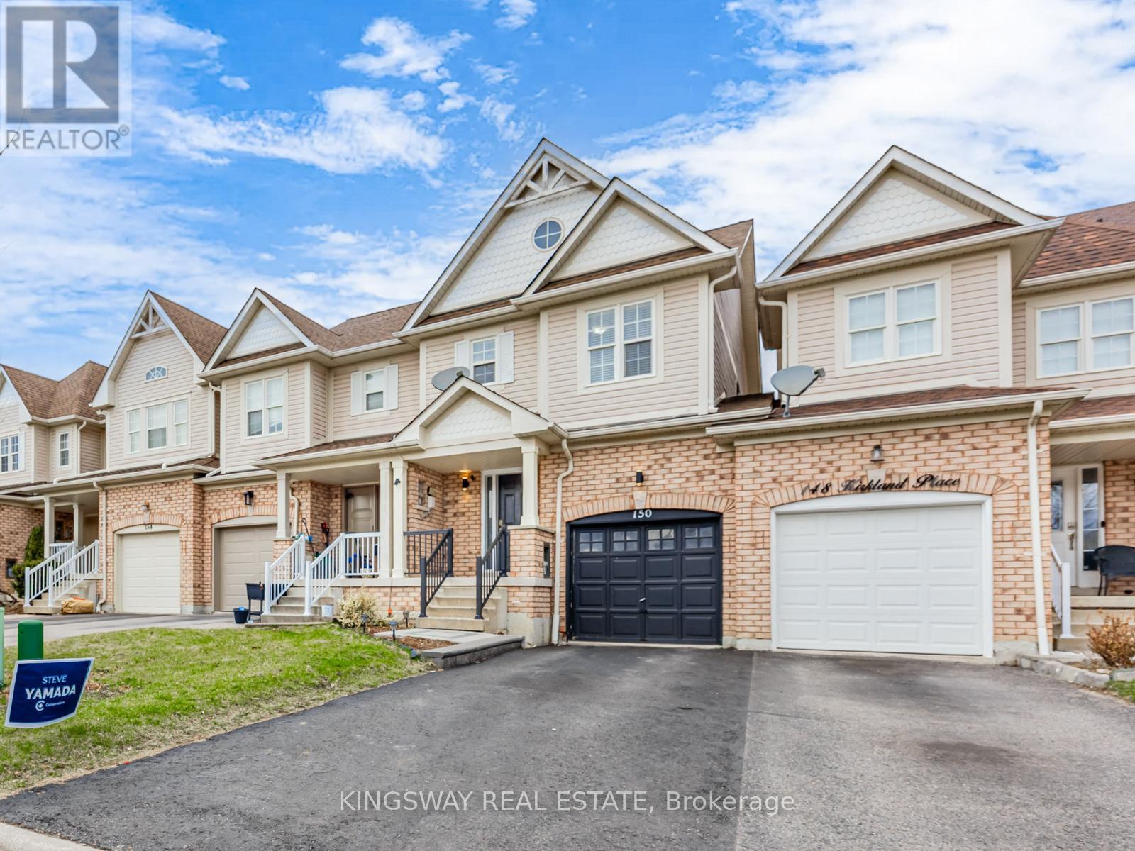 150 Kirkland Place, Whitby, Ontario  L1P 1X2 - Photo 3 - E12102541