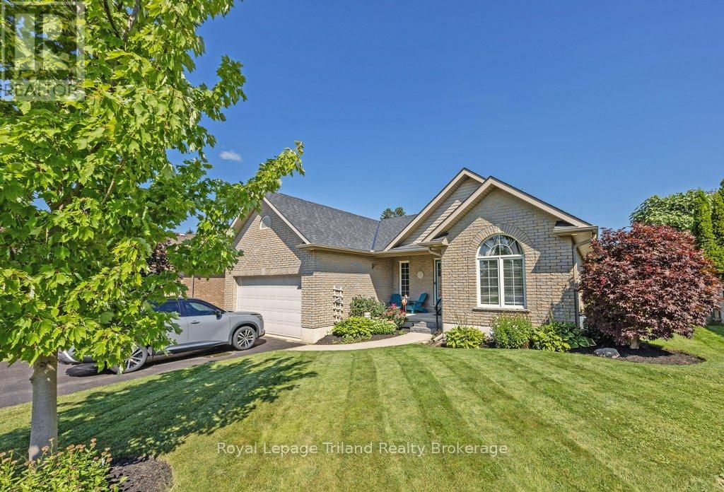 12 Graydon Drive, South-West Oxford, Ontario  N0J 1N0 - Photo 1 - X12061831