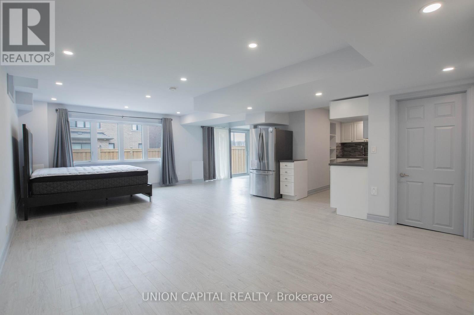 Bsmt - 259 Walter English Drive, East Gwillimbury, Ontario  L9N 0Z5 - Photo 11 - N12102460