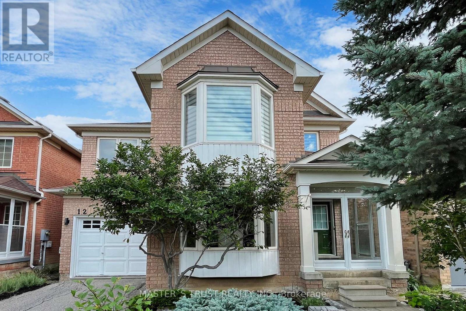 12 CASTLEMORE AVENUE, Markham, Ontario