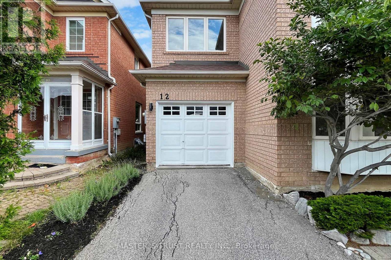 12 Castlemore Avenue, Markham, Ontario  L6C 2B3 - Photo 2 - N12102536