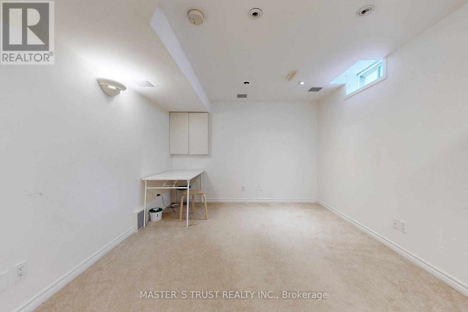 12 Castlemore Avenue, Markham, Ontario  L6C 2B3 - Photo 21 - N12102536
