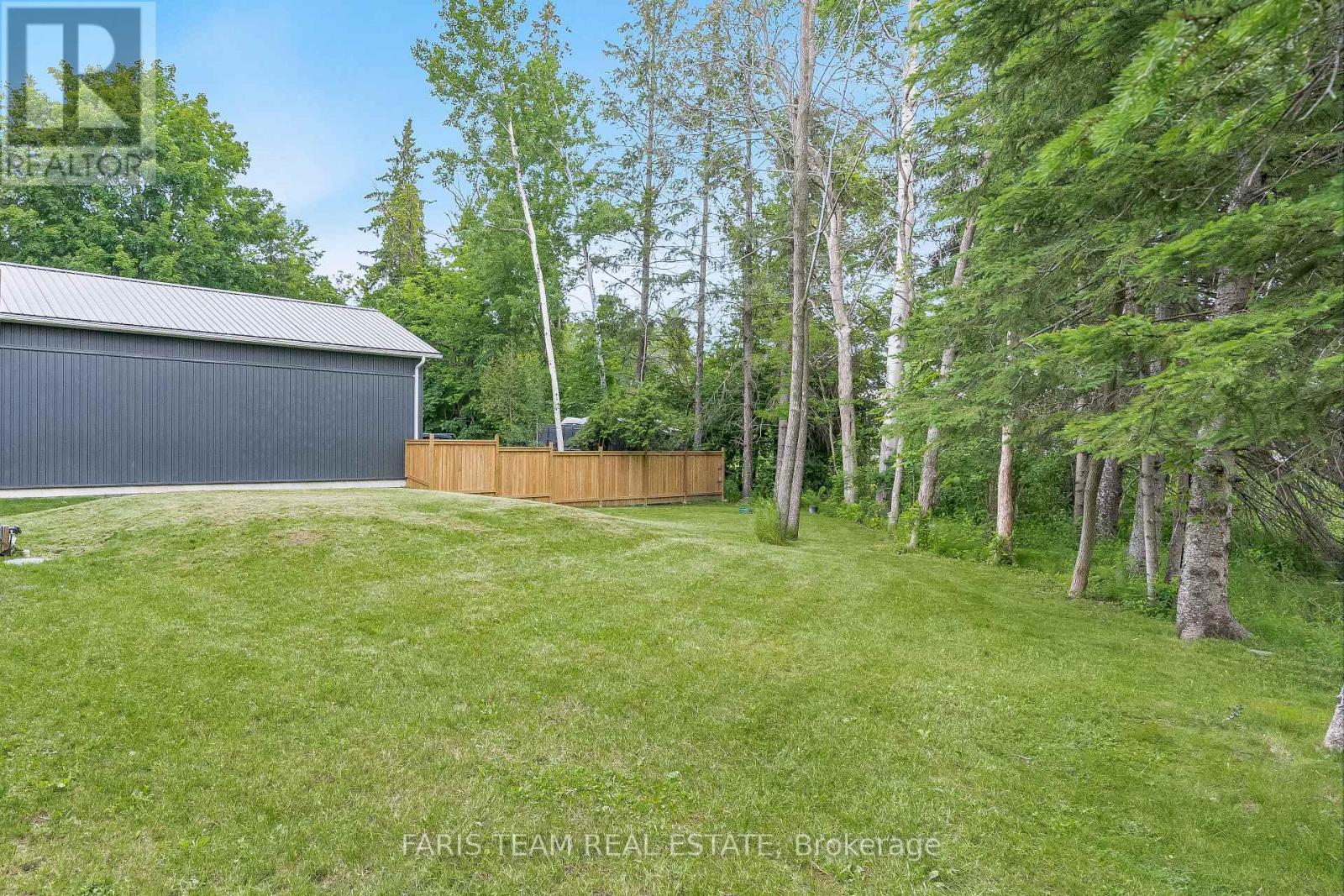 2082 Centre Avenue, Severn, Ontario  L3V 6H3 - Photo 12 - S12102412