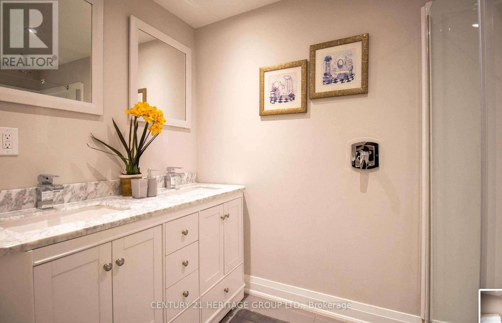 23 Kingshill Road, Richmond Hill (Oak Ridges), Ontario  L4E 4B1 - Photo 42 - N12080026