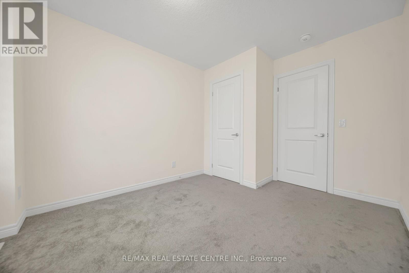 200 Broadacre Drive, Kitchener, Ontario  N2R 0S6 - Photo 33 - X12102537