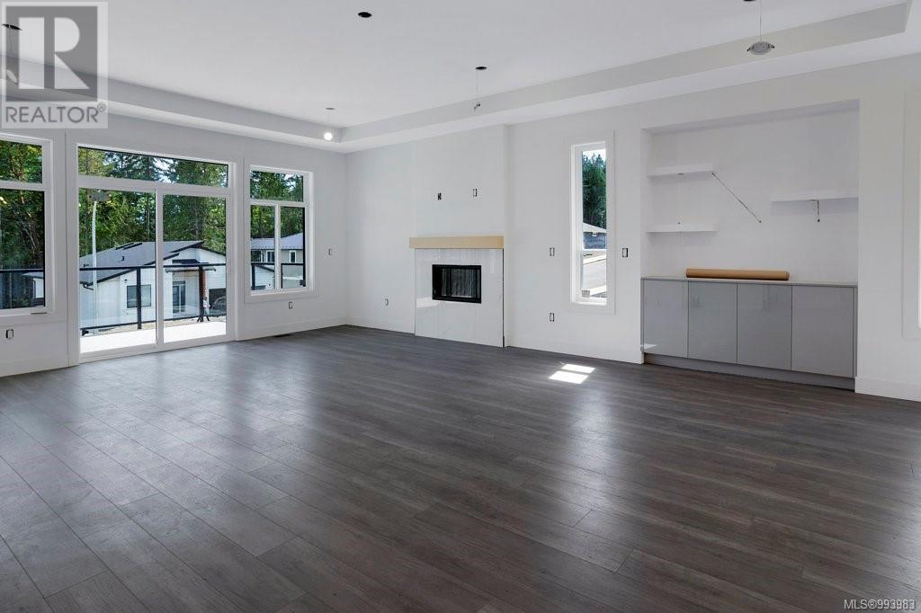 Property at 710 Stringer Way image 4