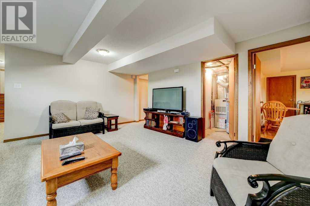 8638 21 Avenue, Coleman, Alberta  T0K 0M0 - Photo 31 - A2210346