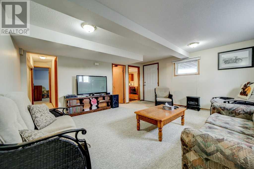 8638 21 Avenue, Coleman, Alberta  T0K 0M0 - Photo 29 - A2210346