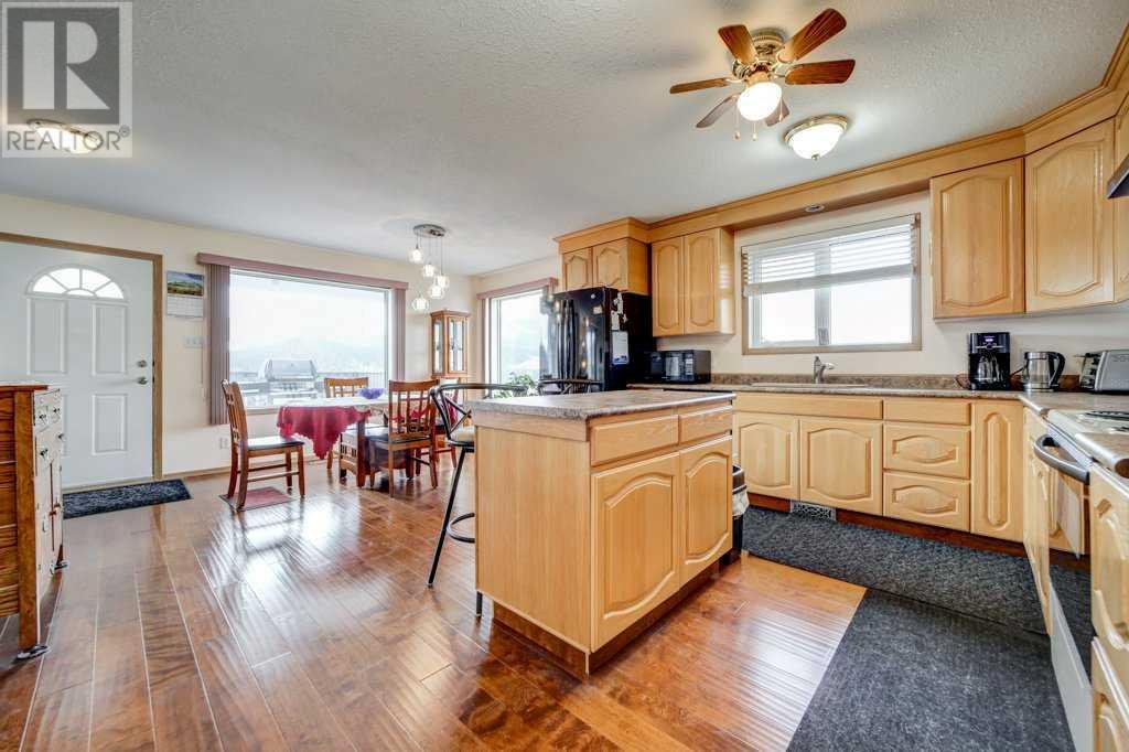 8638 21 Avenue, Coleman, Alberta  T0K 0M0 - Photo 8 - A2210346