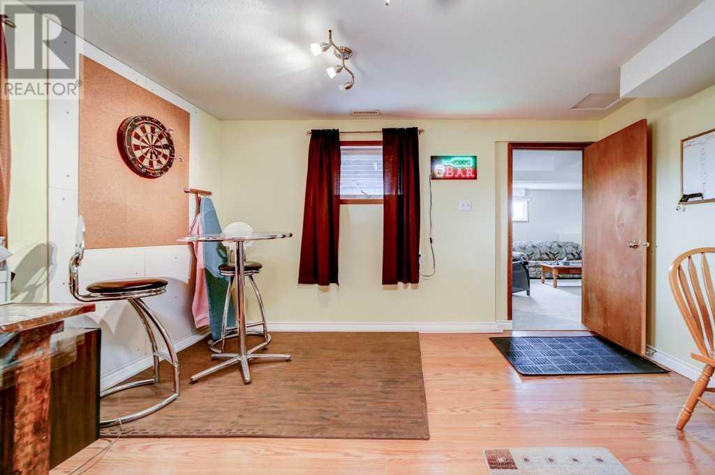 8638 21 Avenue, Coleman, Alberta  T0K 0M0 - Photo 33 - A2210346