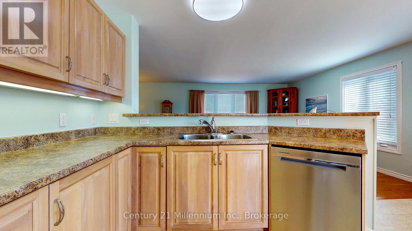 2 St Andrews Drive, Meaford, Ontario  N4L 0A2 - Photo 22 - X12088148