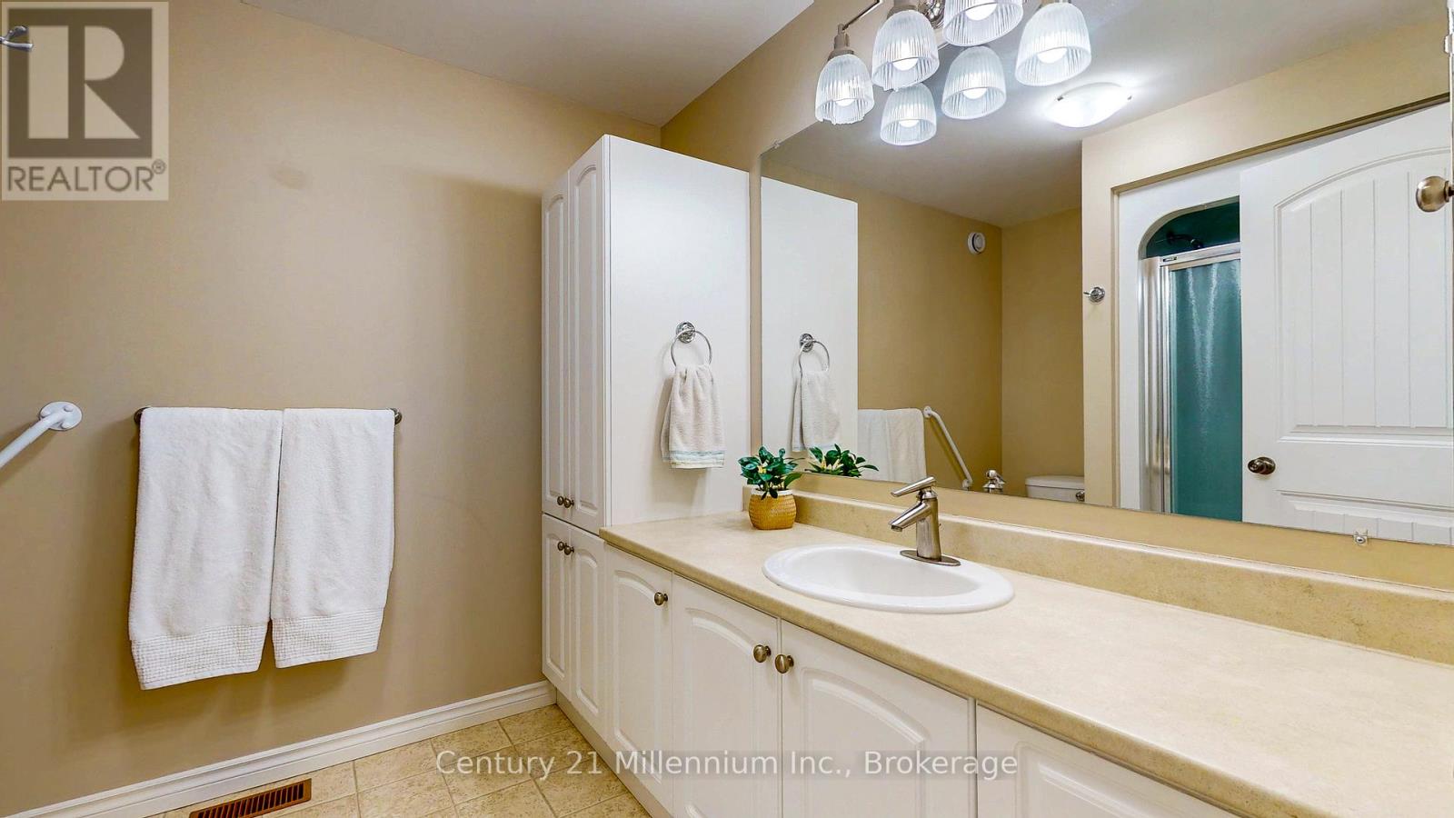 2 St Andrews Drive, Meaford, Ontario  N4L 0A2 - Photo 32 - X12088148