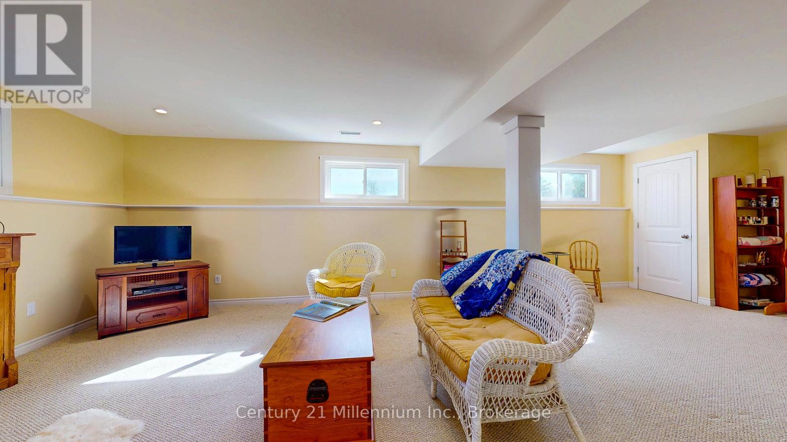 2 St Andrews Drive, Meaford, Ontario  N4L 0A2 - Photo 38 - X12088148