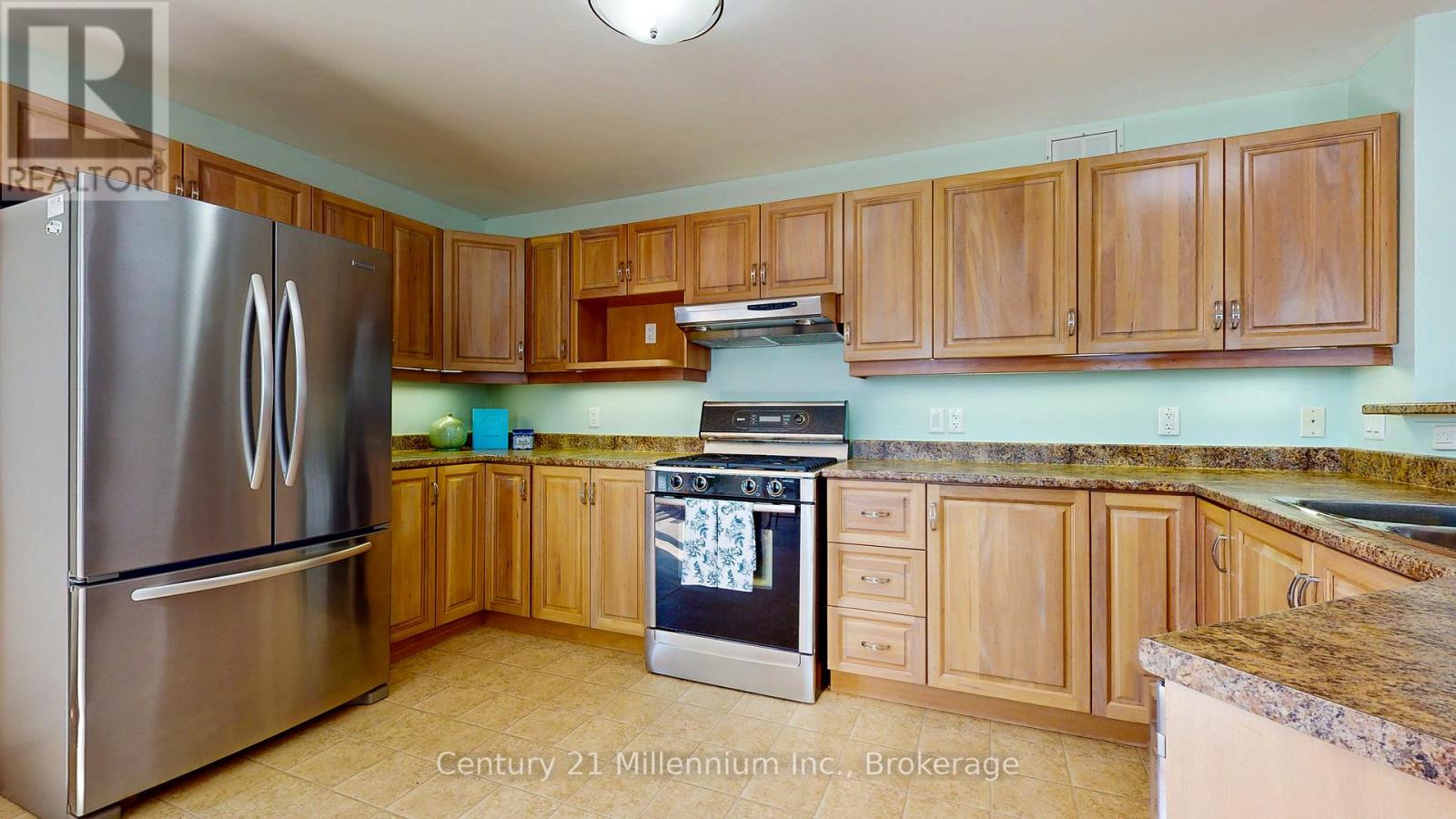 2 St Andrews Drive, Meaford, Ontario  N4L 0A2 - Photo 21 - X12088148