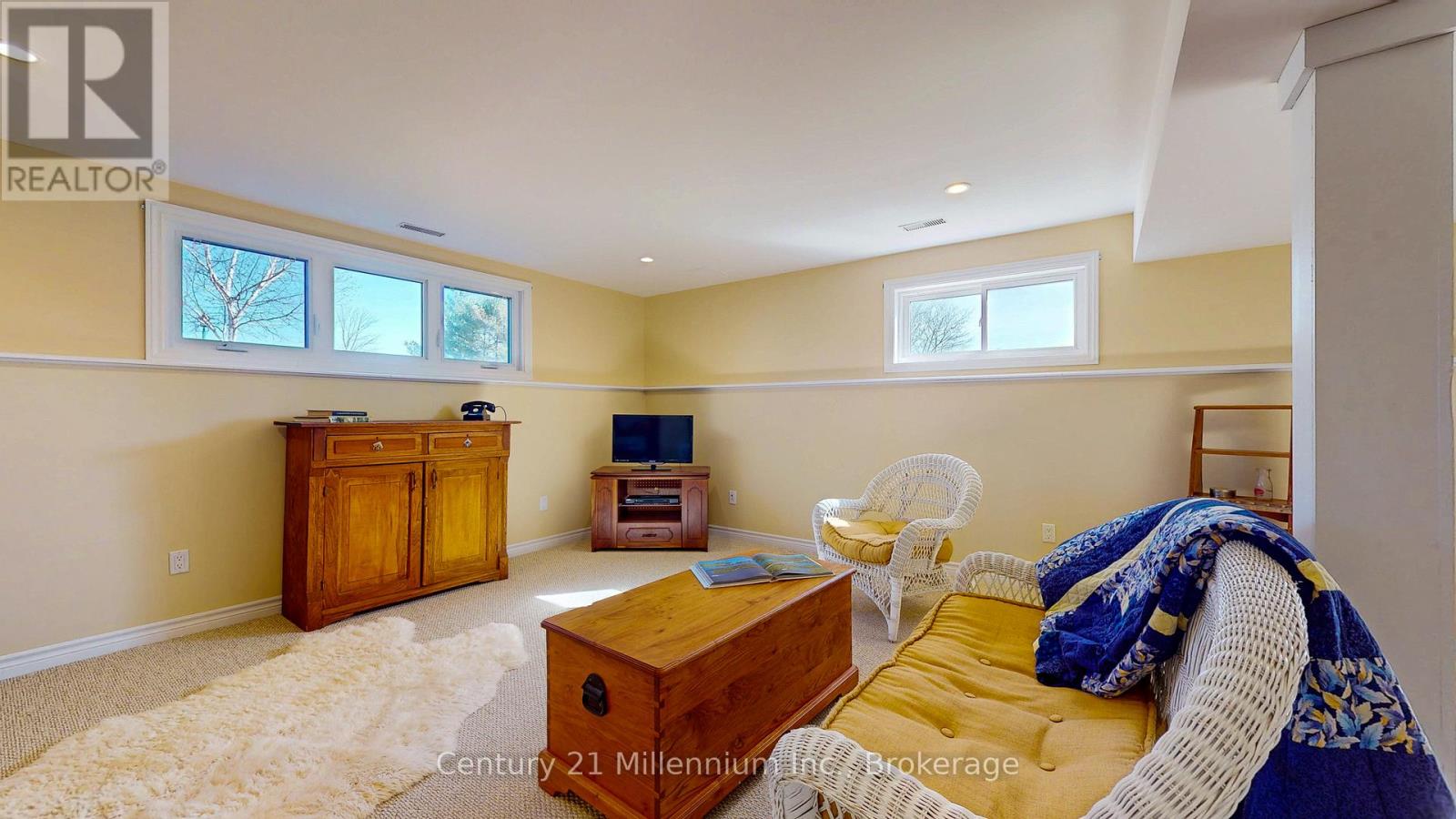 2 St Andrews Drive, Meaford, Ontario  N4L 0A2 - Photo 37 - X12088148