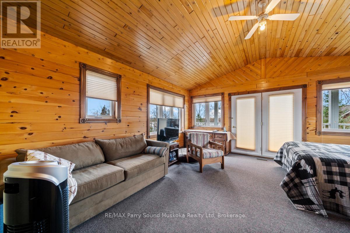 24 Wendy's Lane, Mckellar, Ontario  P2A 0B5 - Photo 32 - X12097604