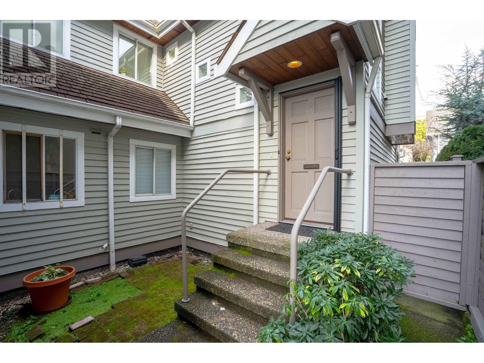 Property at 1346 LABURNUM STREET image 4