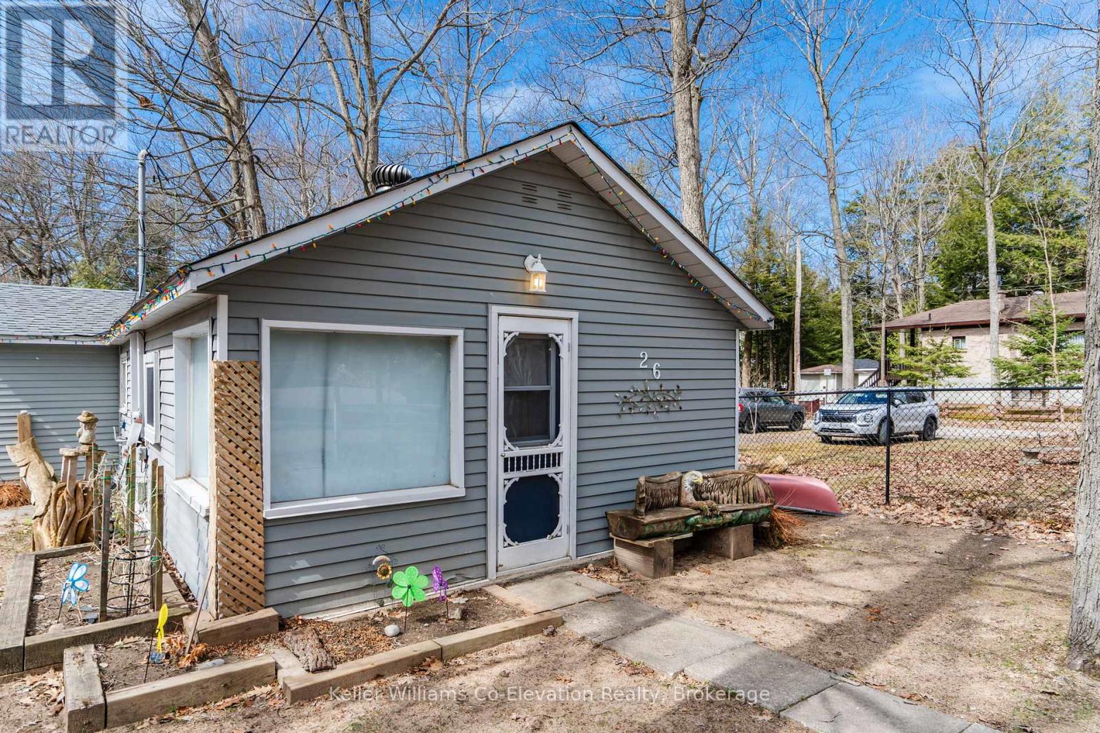 26 Boblyn Road, Tiny, Ontario  L0L 2J0 - Photo 5 - S12102565