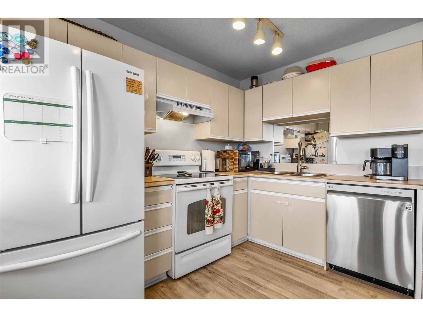 2023 Van Horne Drive, Kamloops, British Columbia  V1S 1G8 - Photo 10 - 10344942