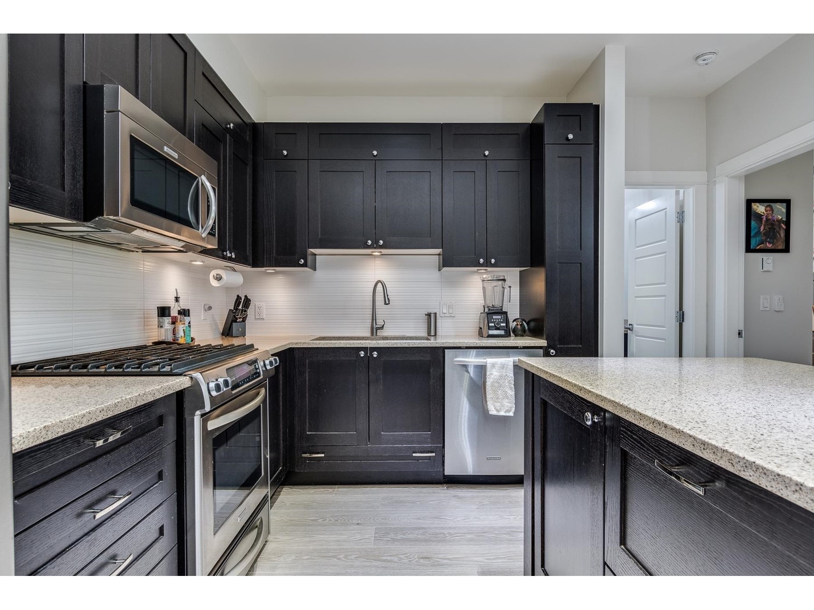 108 15195 36 Avenue, Surrey, British Columbia  V3Z 4R3 - Photo 5 - R2993342