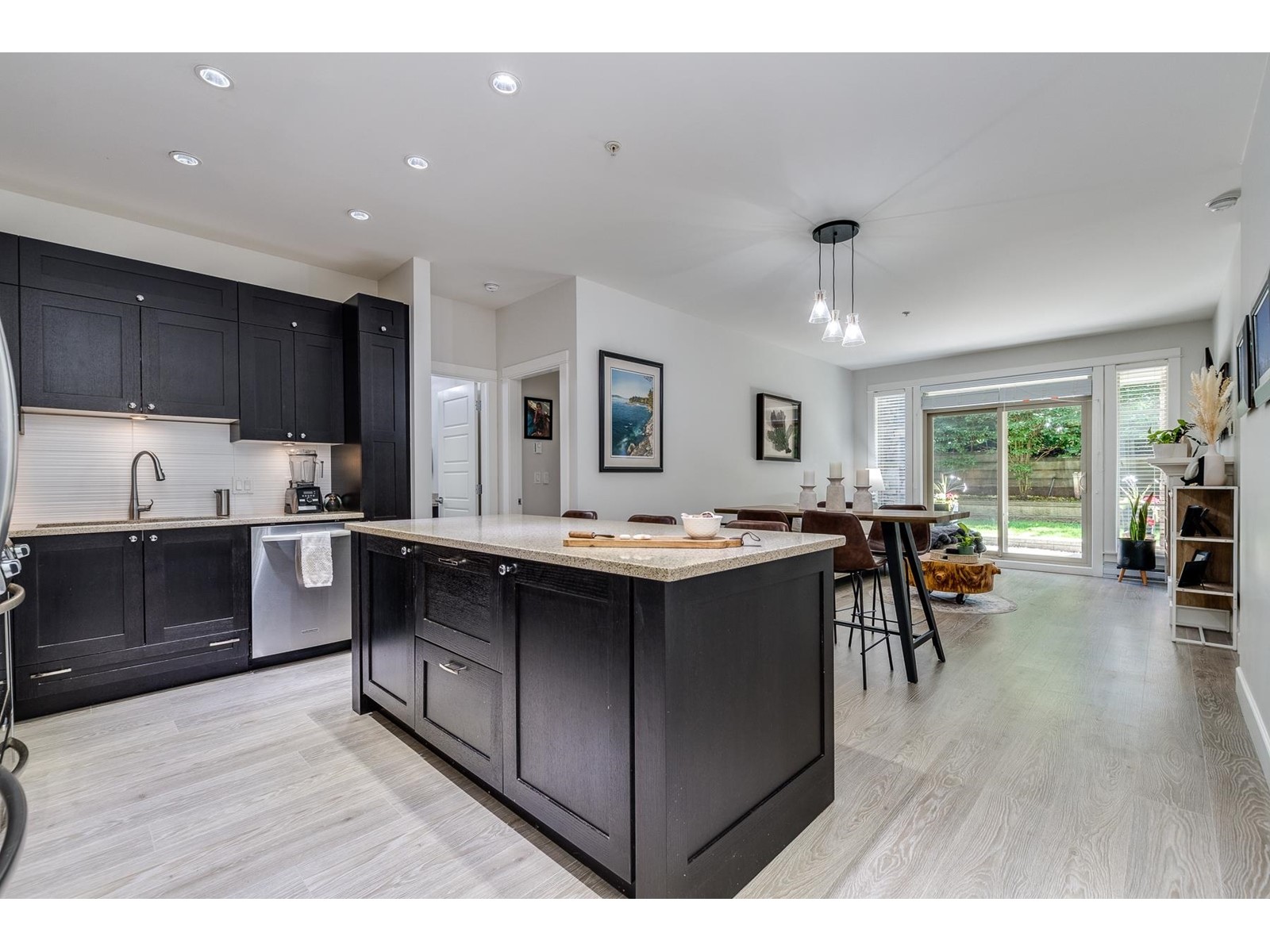 108 15195 36 Avenue, Surrey, British Columbia  V3Z 4R3 - Photo 3 - R2993342