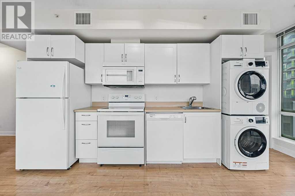 312, 10 Brentwood Common Nw, Calgary, Alberta  T2L 2L6 - Photo 11 - A2190596