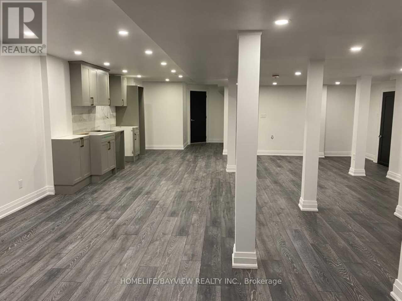 Lower - 3303 Aquinas Avenue, Mississauga, Ontario  L5M 7K8 - Photo 5 - W12100448