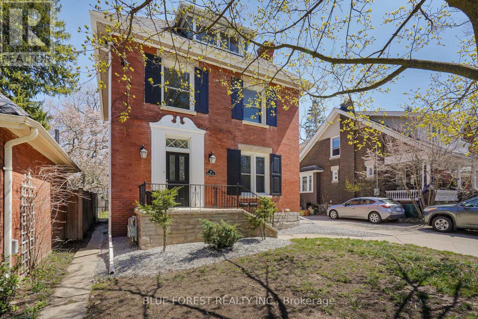 Property at 18 BELGRAVE AVENUE image 2