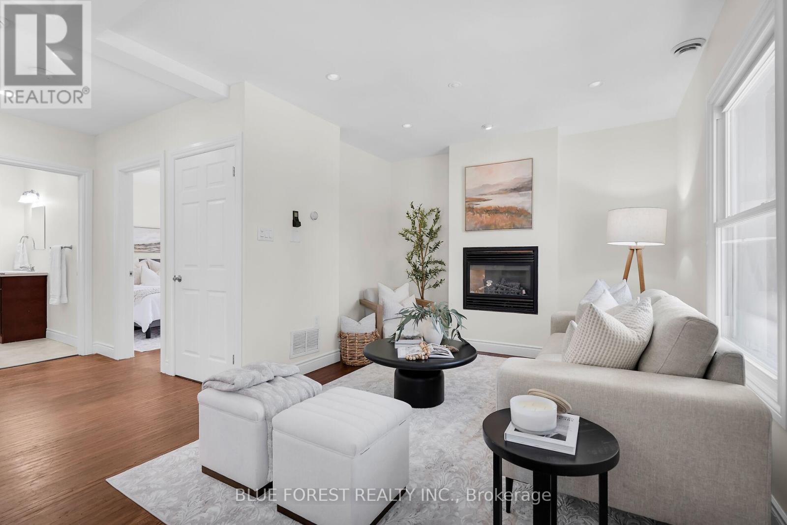 Property at 18 BELGRAVE AVENUE image 4
