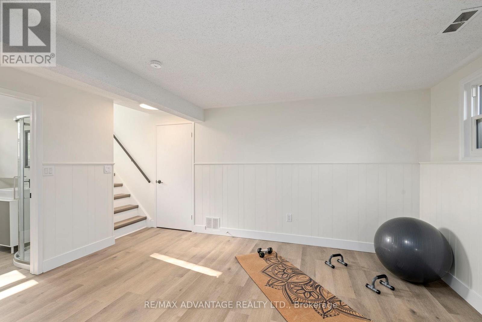 26 Luton Crescent, St. Thomas, Ontario  N5R 5K1 - Photo 19 - X12102670